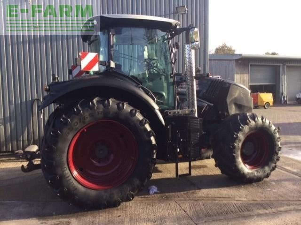 Traktor typu CLAAS AXION 800, Gebrauchtmaschine v WARTON, CARNFORTH (Obrázek 4)