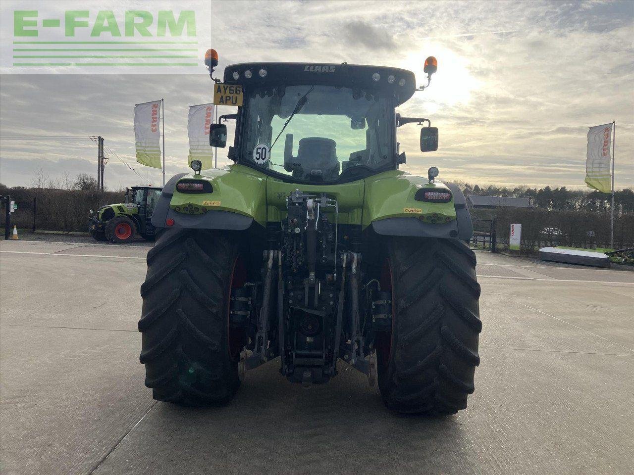 Traktor tip CLAAS AXION 800, Gebrauchtmaschine in SUFFOLK (Poză 7)