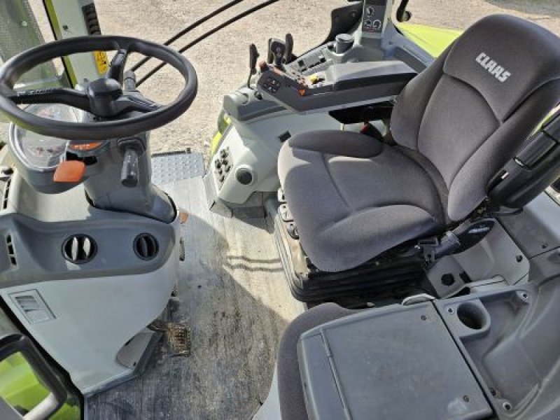 Traktor del tipo CLAAS AXION 800CIS, Gebrauchtmaschine en Belleville sur Meuse (Imagen 9)