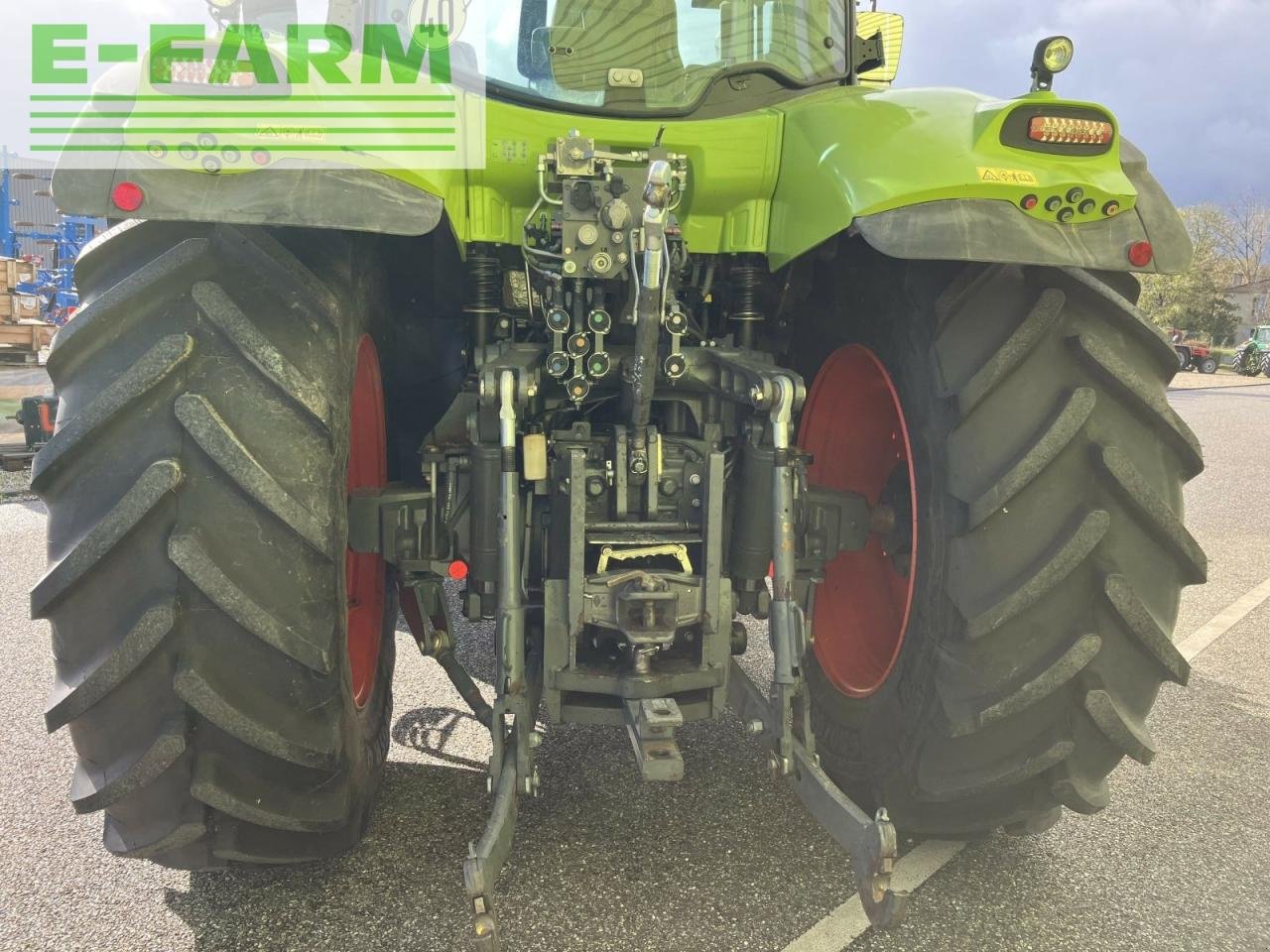 Traktor typu CLAAS axion 810 c-matic CMATIC, Gebrauchtmaschine v AILLAS (33 - GIRONDE) (Obrázok 4)