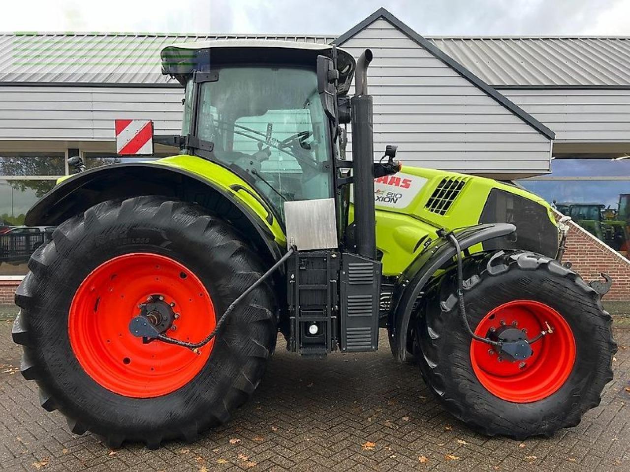 Traktor del tipo CLAAS axion 810 c-matic CMATIC, Gebrauchtmaschine en ag BROEKLAND (Imagen 7)