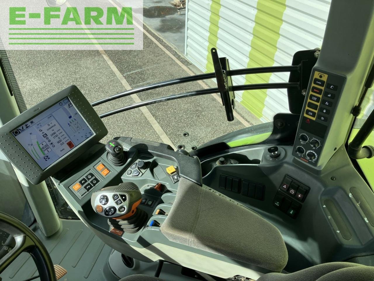 Traktor typu CLAAS axion 810 c-matic CMATIC, Gebrauchtmaschine v AILLAS (33 - GIRONDE) (Obrázok 10)