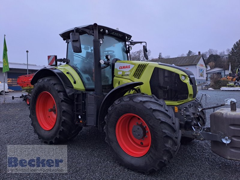 Traktor van het type CLAAS Axion 810 C-MATIC, Gebrauchtmaschine in Weimar-Niederwalgern (Foto 1)