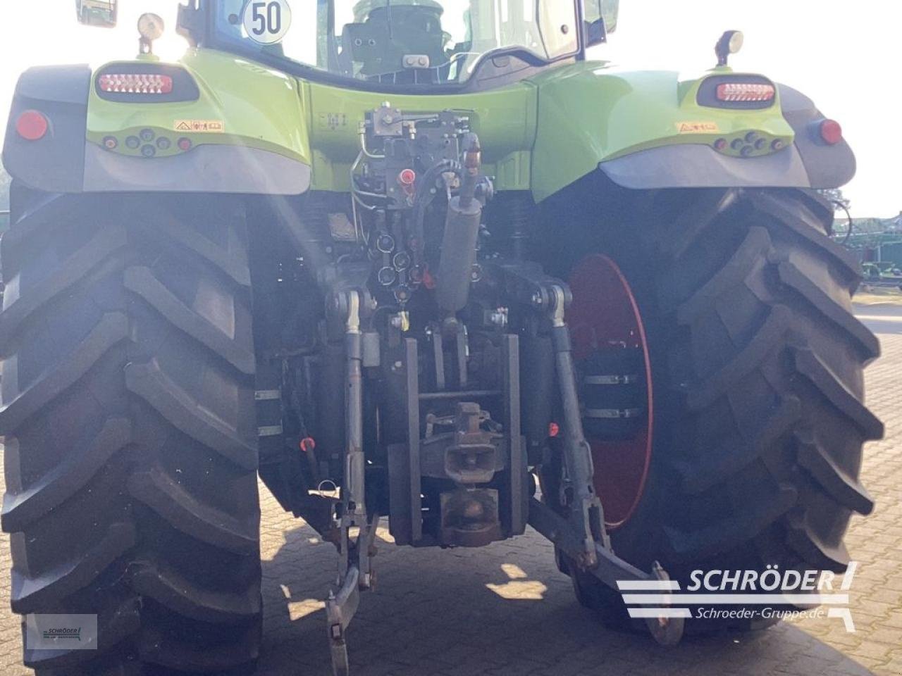 Traktor типа CLAAS AXION 810 C-MATIC, Gebrauchtmaschine в Lastrup (Фотография 5)