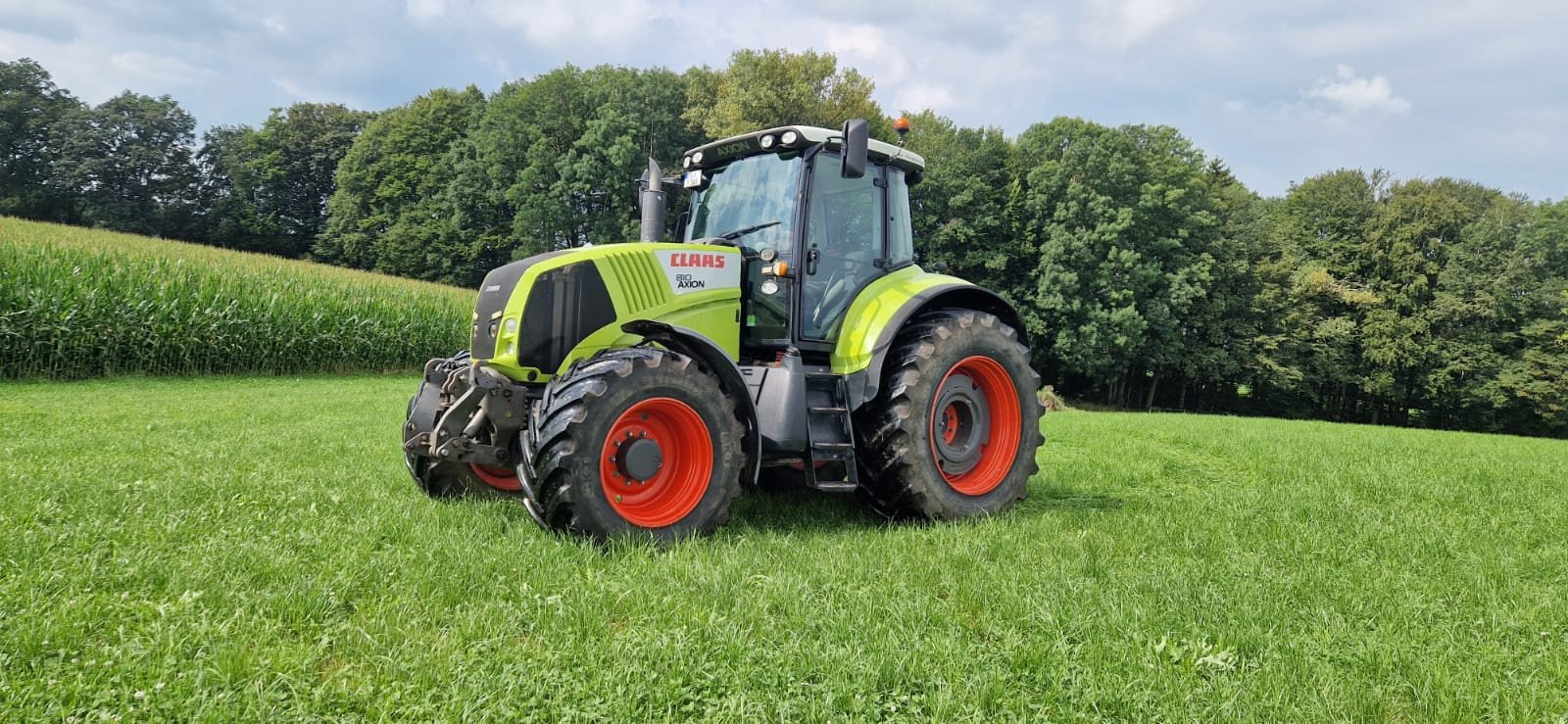 Traktor van het type CLAAS Axion 810 C-MATIC, Gebrauchtmaschine in Obing (Foto 5)