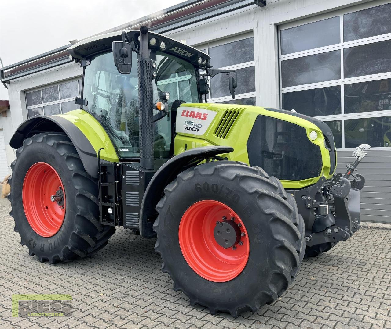 Traktor del tipo CLAAS AXION 810 CEBIS Cmatic 4f A41, Gebrauchtmaschine In Homberg (Ohm) - Maulbach (Immagine 2)