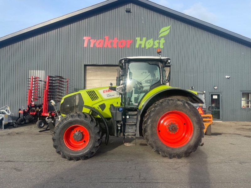 Traktor of the type CLAAS AXION 810 CEBIS, Gebrauchtmaschine in Kolding (Picture 1)