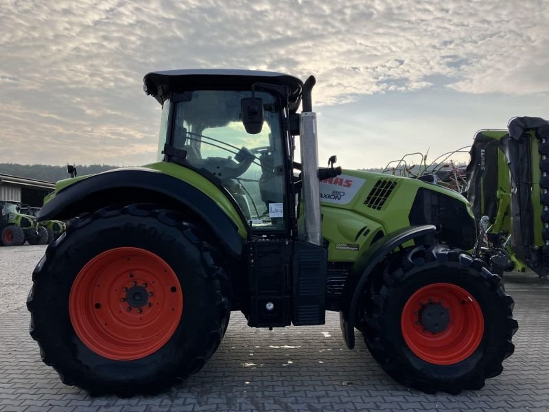 Traktor van het type CLAAS AXION 810 CEBIS, Gebrauchtmaschine in Birgland (Foto 5)