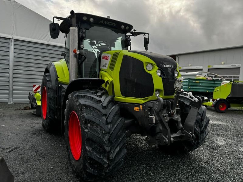 Traktor des Typs CLAAS AXION 810 CEBIS, Gebrauchtmaschine in Hollfeld (Bild 2)