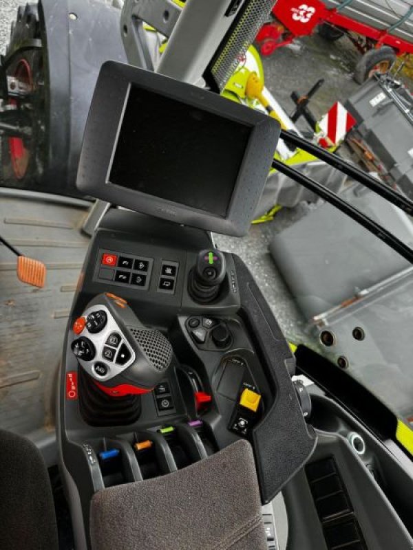 Traktor des Typs CLAAS AXION 810 CEBIS, Gebrauchtmaschine in Hollfeld (Bild 13)