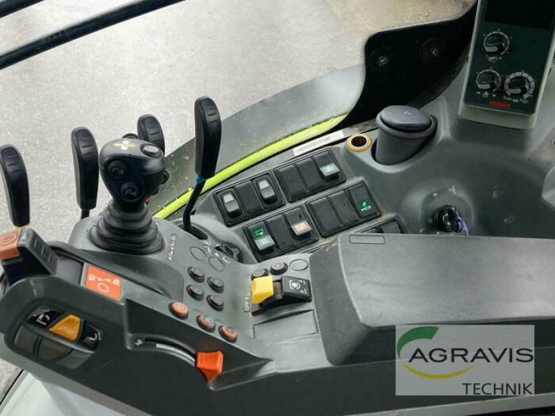 Traktor del tipo CLAAS AXION 810 CIS, Gebrauchtmaschine In Melle (Immagine 15)