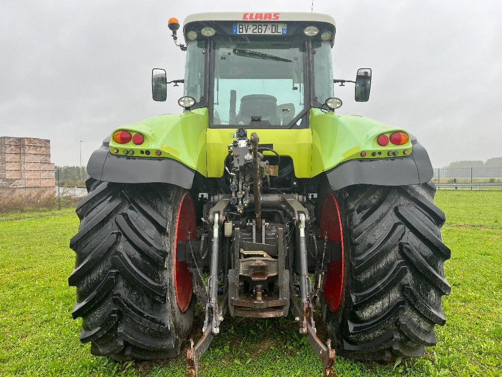 Traktor от тип CLAAS AXION 810 CIS, Gebrauchtmaschine в VERT TOULON (Снимка 5)