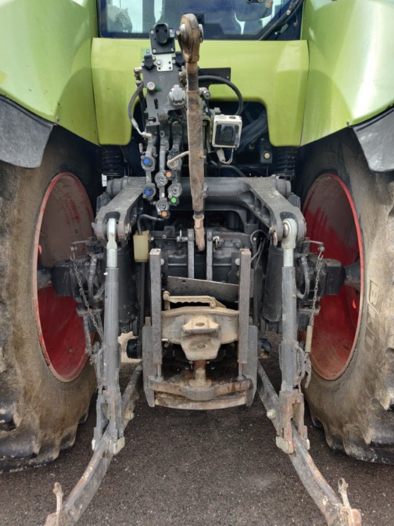 Traktor typu CLAAS AXION 810 CIS, Gebrauchtmaschine w VERT TOULON (Zdjęcie 9)