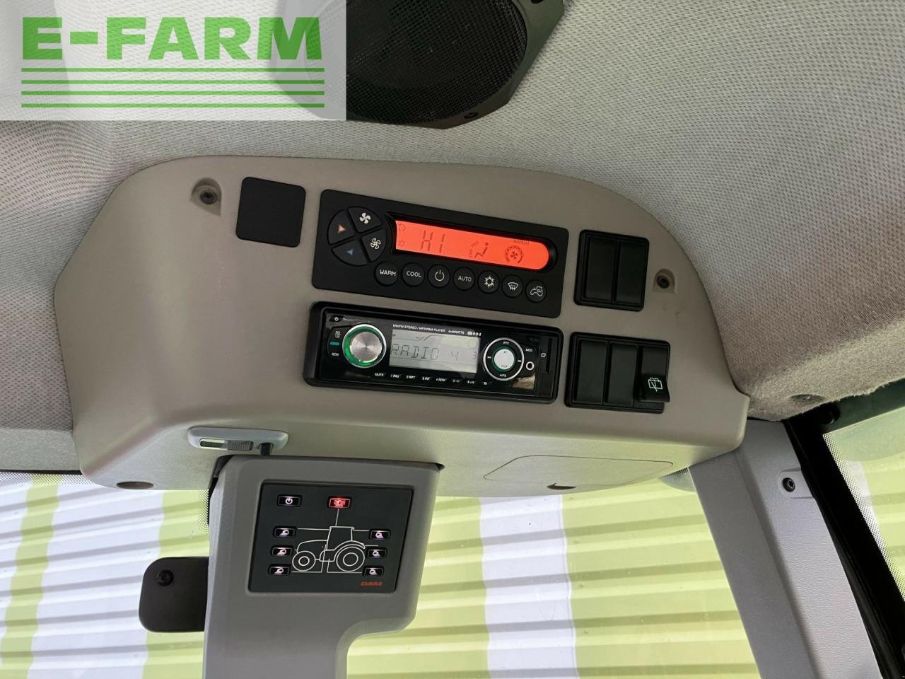 Traktor tip CLAAS axion 810 cis, Gebrauchtmaschine in AILLAS (33 - GIRONDE) (Poză 10)