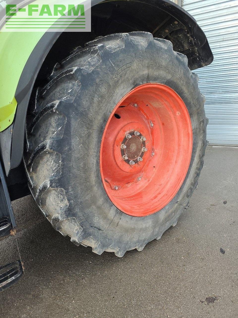 Traktor of the type CLAAS axion 810 cis, Gebrauchtmaschine in CHAUVONCOURT (Picture 9)