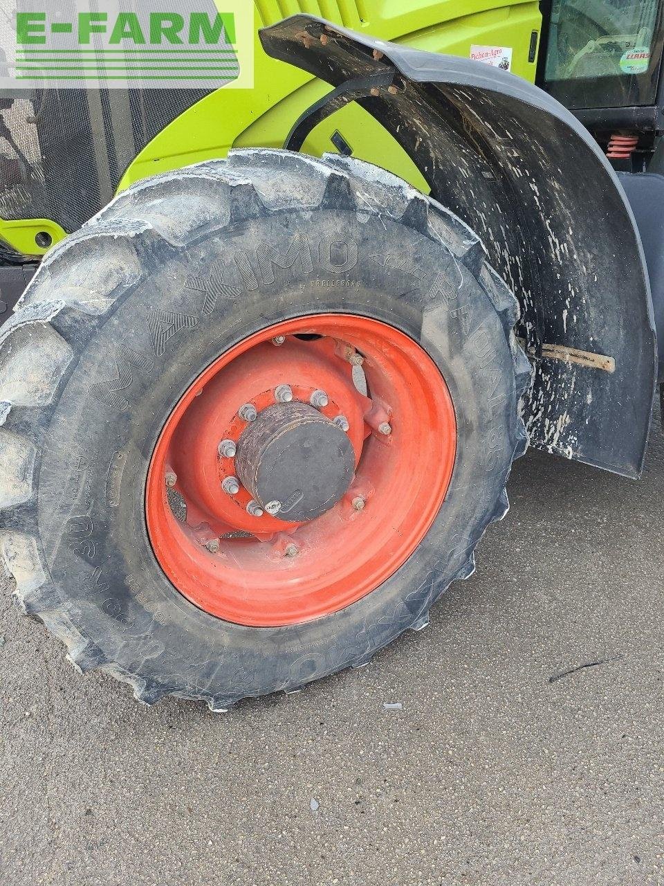 Traktor van het type CLAAS axion 810 cis, Gebrauchtmaschine in CHAUVONCOURT (Foto 10)