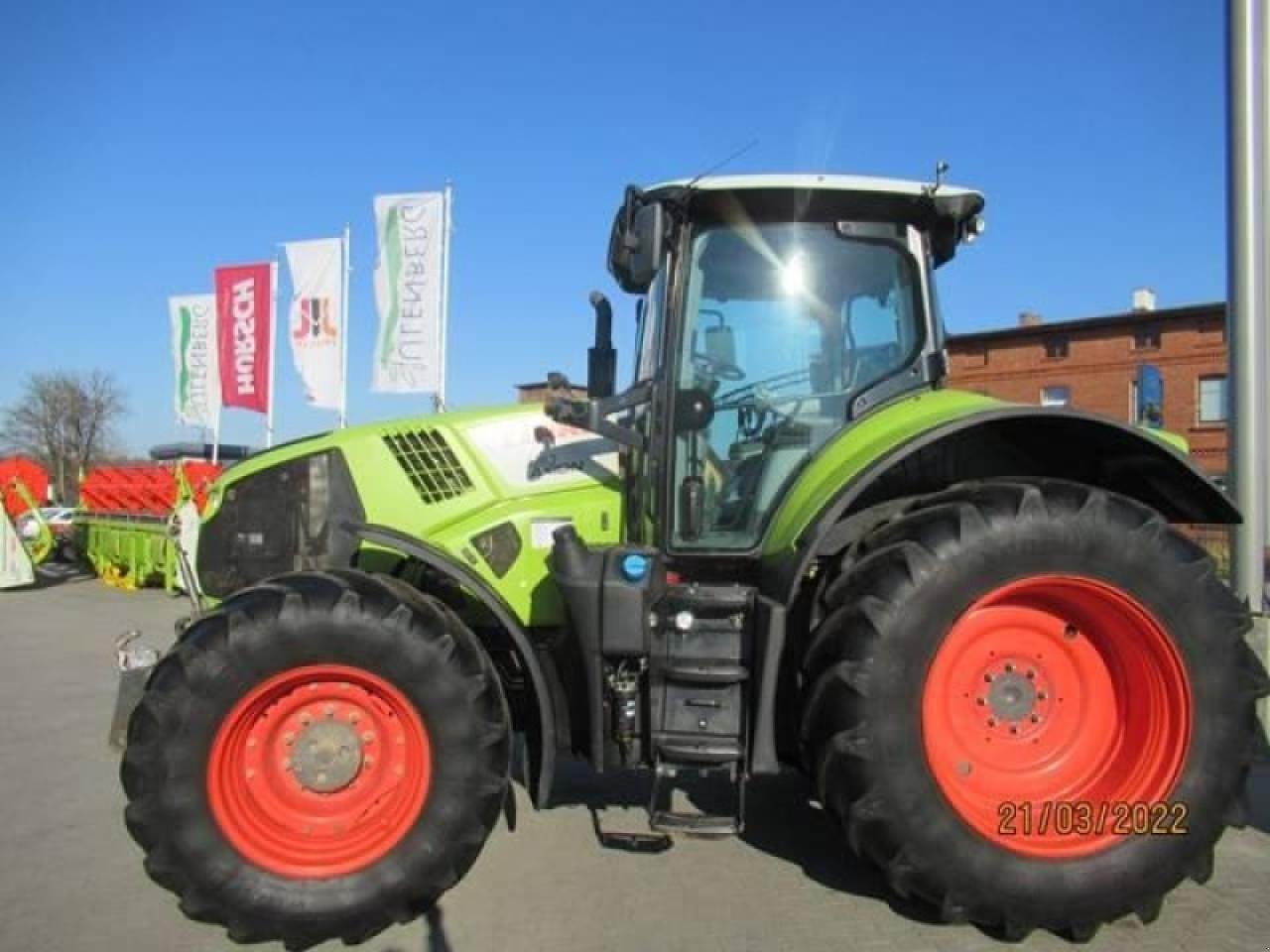 Traktor типа CLAAS axion 810 cis, Gebrauchtmaschine в G?ÓWCZYCE (Фотография 3)