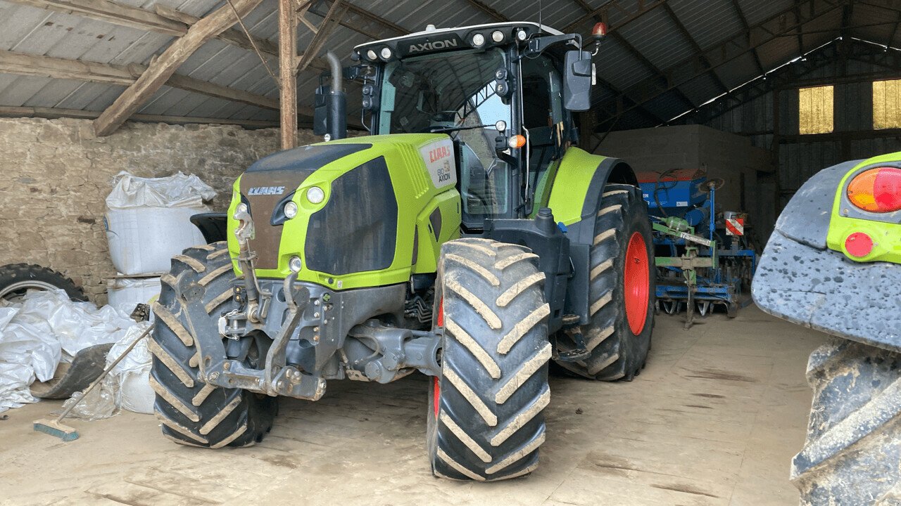 Traktor του τύπου CLAAS AXION 810 CMATIC ADVANCE, Gebrauchtmaschine σε PONTIVY (Φωτογραφία 1)