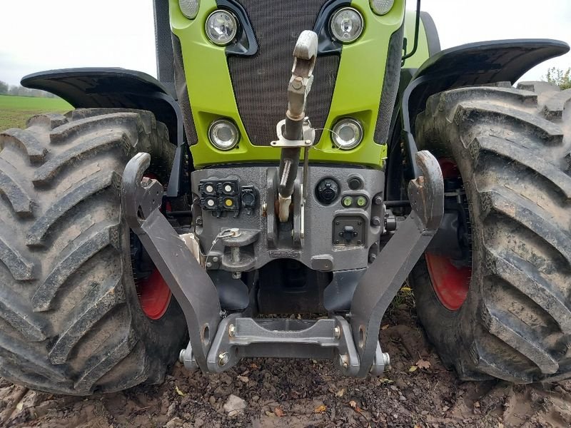 Traktor del tipo CLAAS Axion 810 CMATIC CEBIS, Gebrauchtmaschine en Nieheim Kreis Höxter (Imagen 4)