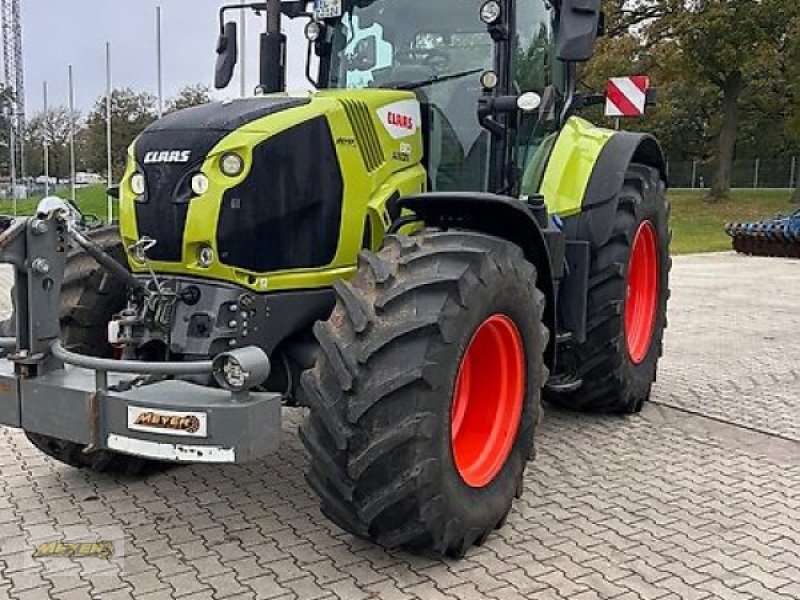 Traktor van het type CLAAS AXION 810 CMATIC CEBIS, Vorführmaschine in Andervenne (Foto 1)