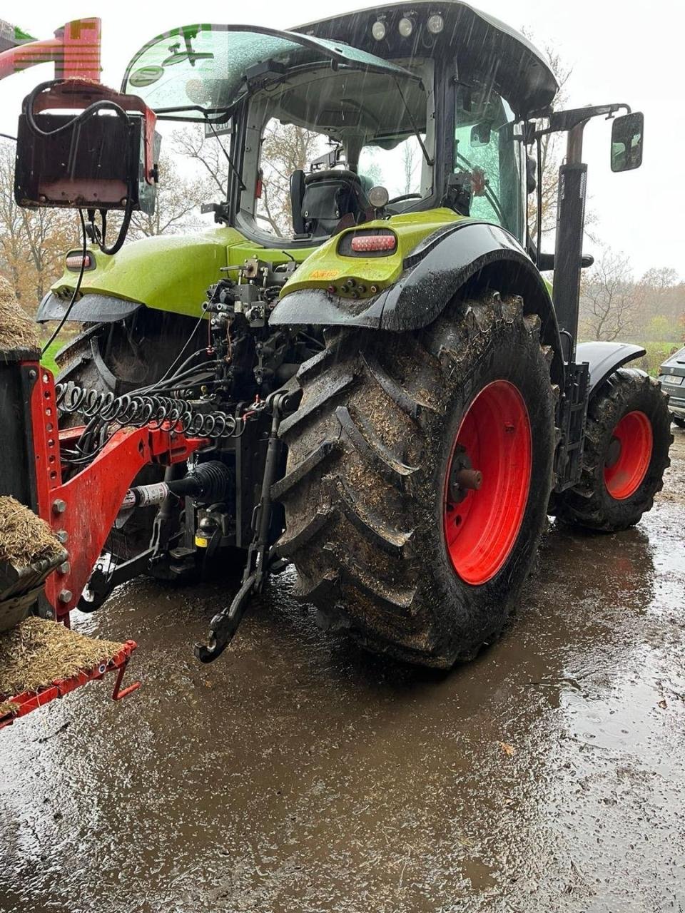 Traktor des Typs CLAAS AXION 810 CMATIC CMATIC, Gebrauchtmaschine in Hamburg (Bild 2)