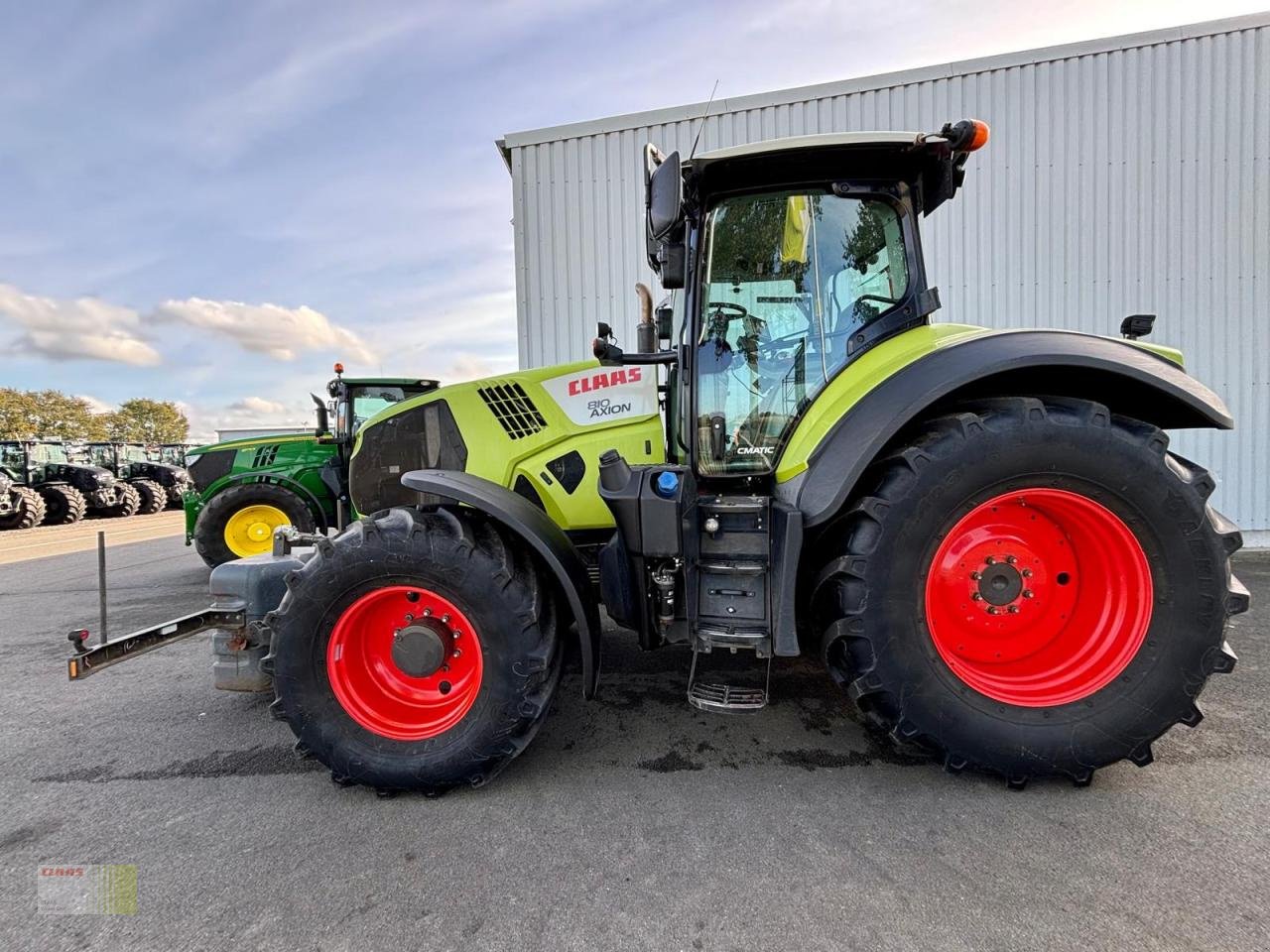 Traktor des Typs CLAAS AXION 810 CMATIC, GPS PILOT Lenksystem, Gebrauchtmaschine in Molbergen (Bild 2)