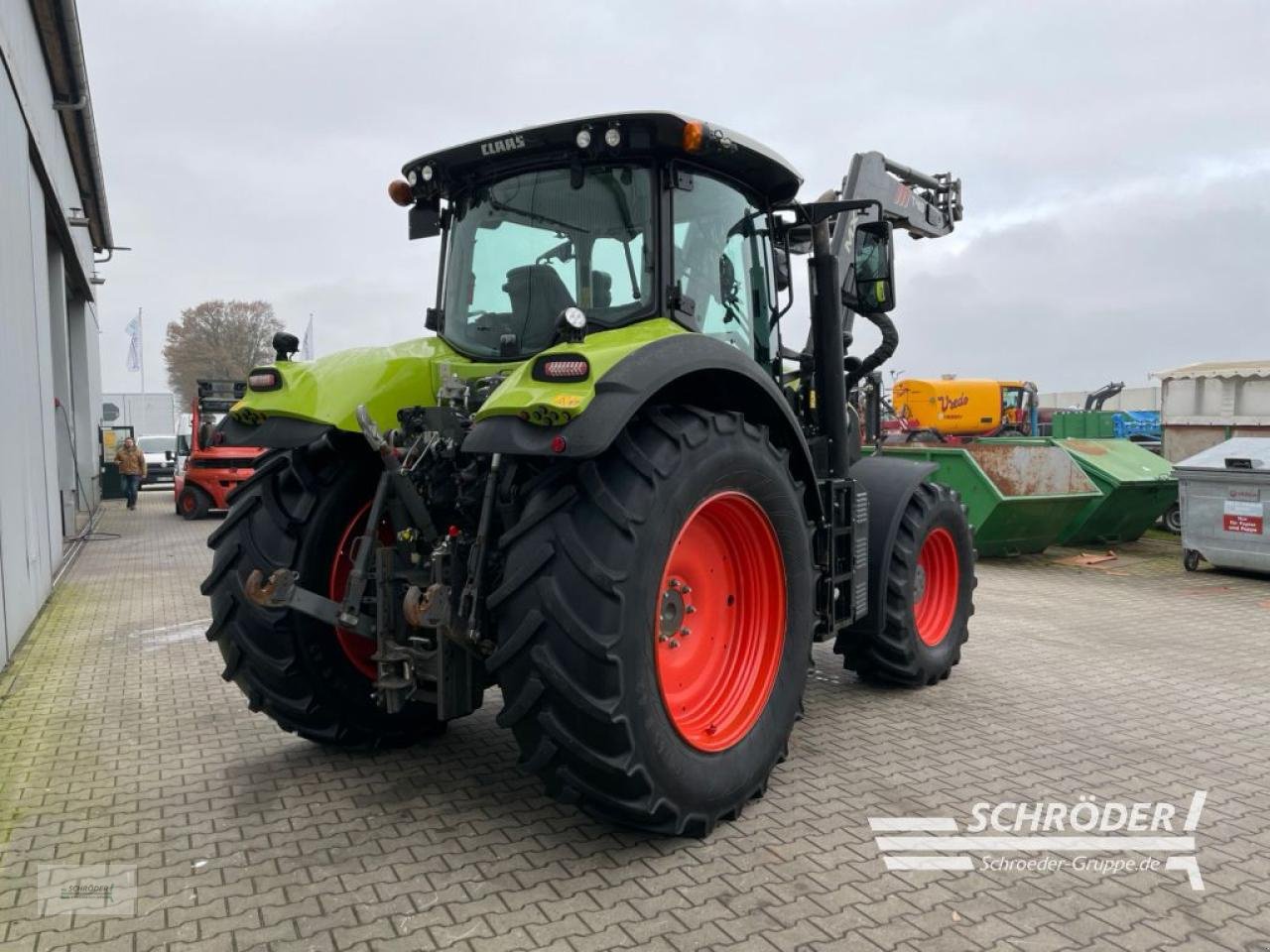 Traktor van het type CLAAS AXION 810 CMATIC RTK, Gebrauchtmaschine in Wildeshausen (Foto 3)