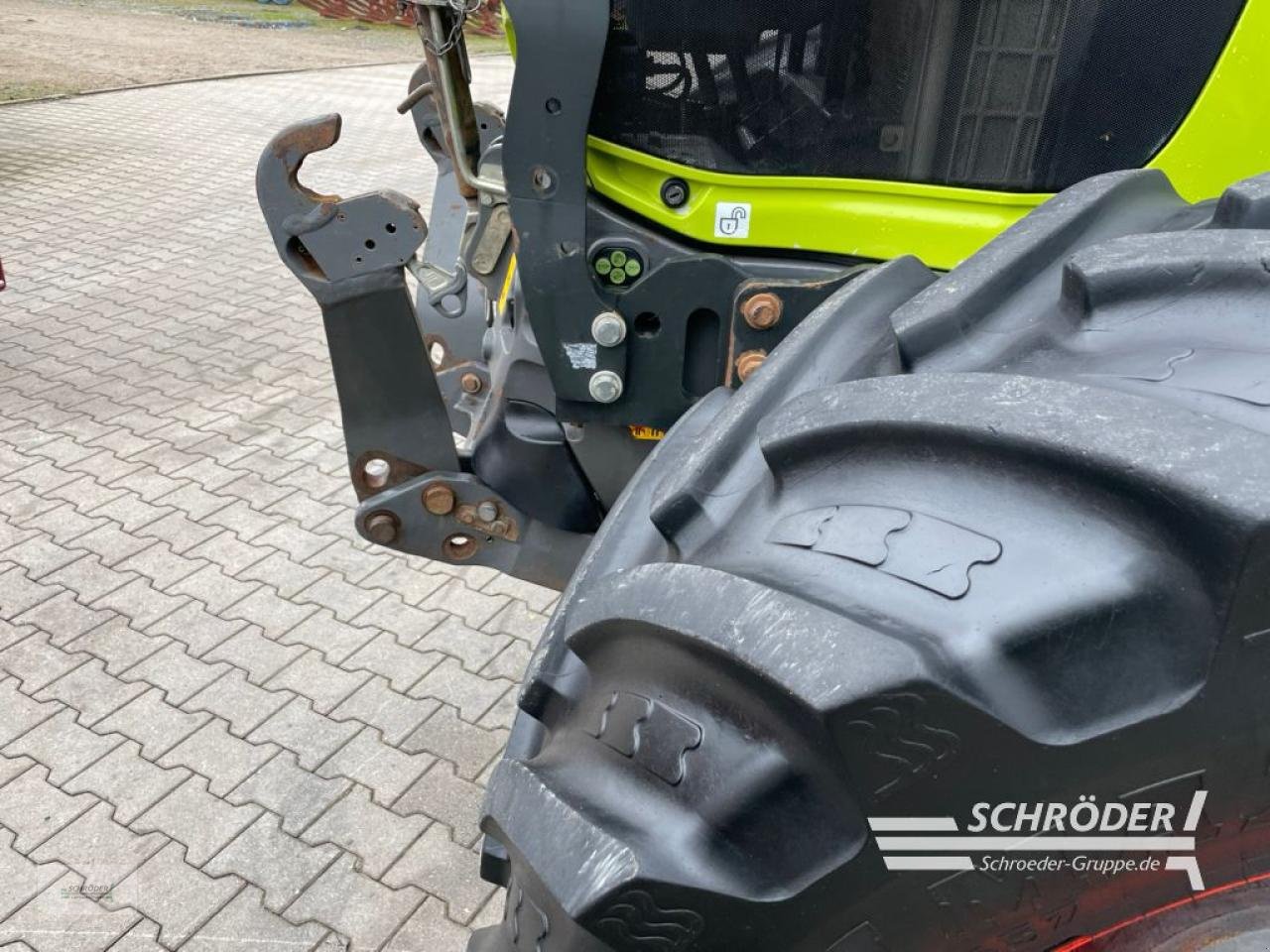 Traktor Türe ait CLAAS AXION 810 CMATIC RTK, Gebrauchtmaschine içinde Wildeshausen (resim 10)