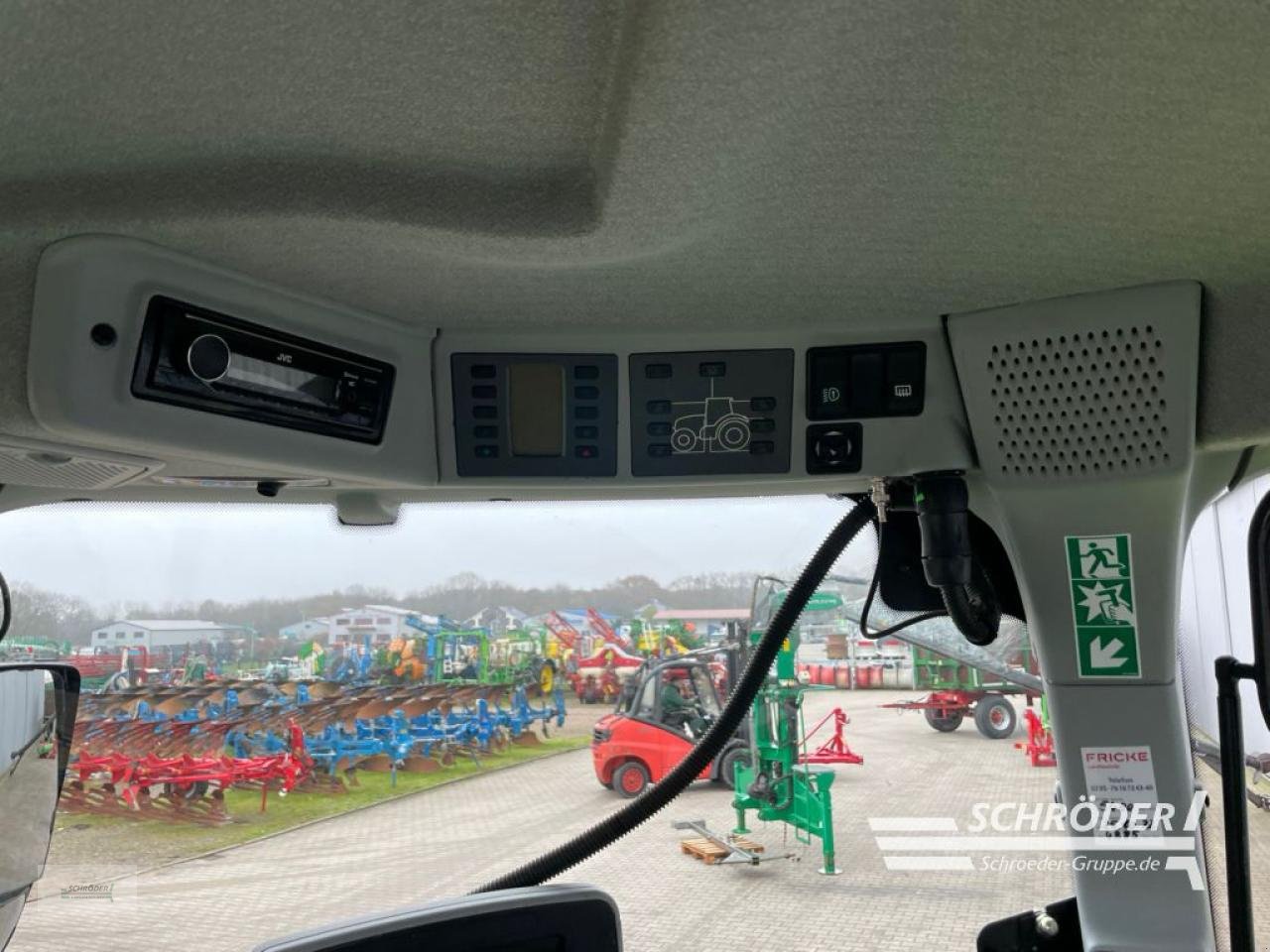 Traktor tip CLAAS AXION 810 CMATIC RTK, Gebrauchtmaschine in Wildeshausen (Poză 13)