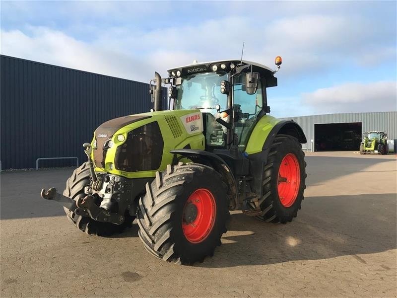 Traktor of the type CLAAS AXION  810 CMATIC, Gebrauchtmaschine in Ribe (Picture 3)