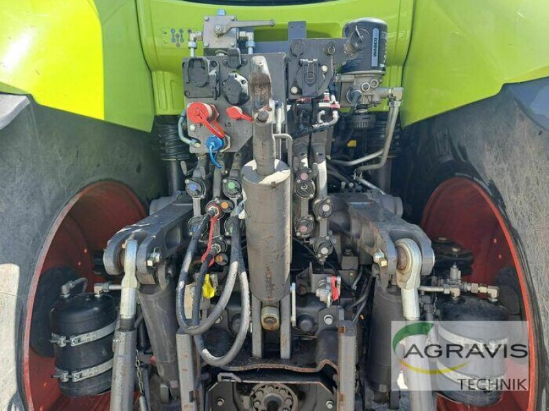 Traktor typu CLAAS AXION 810 CMATIC, Gebrauchtmaschine v Warburg (Obrázok 15)