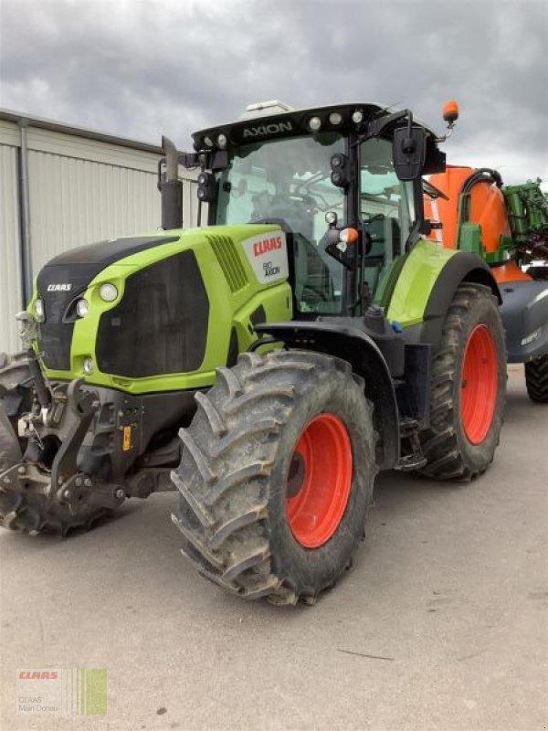 Traktor des Typs CLAAS AXION 810 CMATIC, Gebrauchtmaschine in Vohburg (Bild 3)