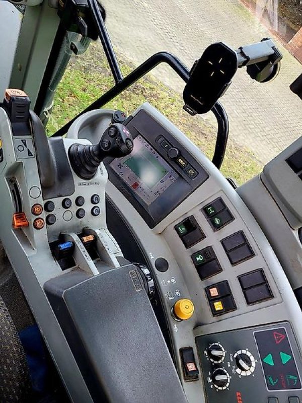 Traktor Türe ait CLAAS Axion 810 Cmatic, Gebrauchtmaschine içinde Ostercappeln (resim 6)