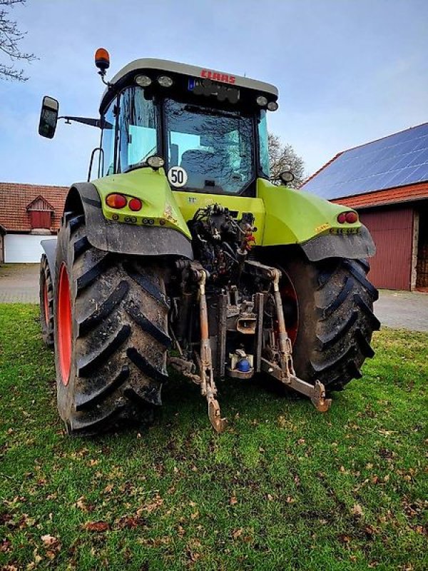 Traktor des Typs CLAAS Axion 810 Cmatic, Gebrauchtmaschine in Ostercappeln (Bild 4)