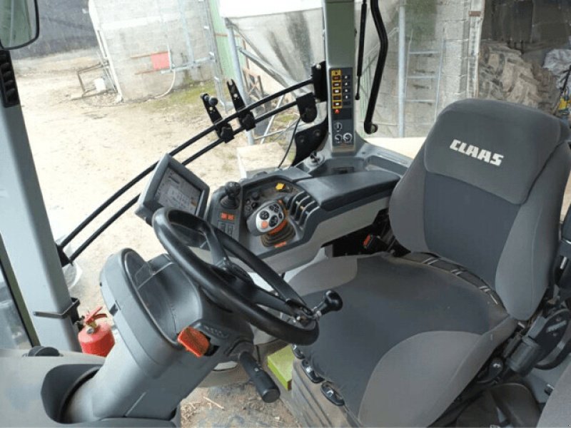 Traktor typu CLAAS AXION 810 CMATIC, Gebrauchtmaschine v PONTIVY (Obrázok 6)