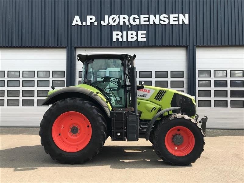 Traktor del tipo CLAAS Axion 810, Gebrauchtmaschine en Ribe (Imagen 1)