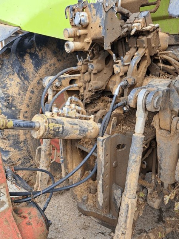 Traktor del tipo CLAAS AXION 810, Gebrauchtmaschine en Vogelsheim (Imagen 10)