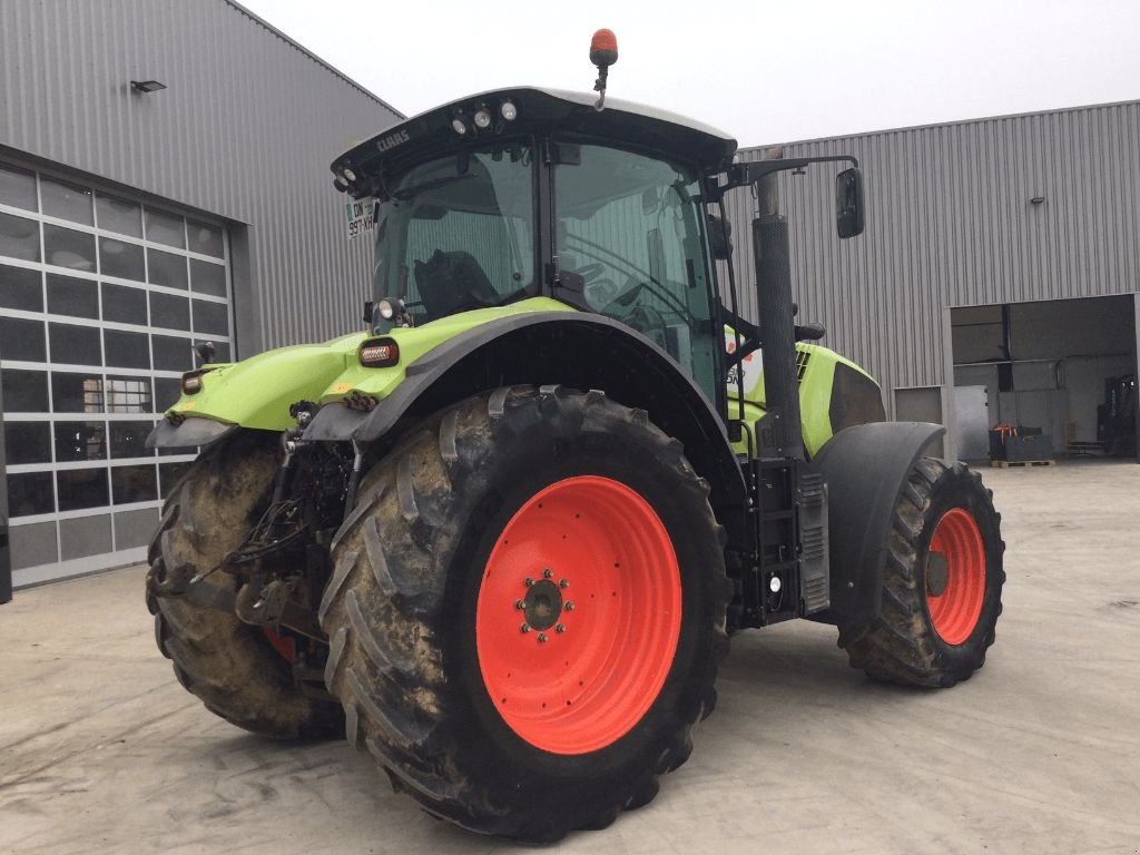 Traktor des Typs CLAAS AXION 810, Gebrauchtmaschine in Vogelsheim (Bild 2)