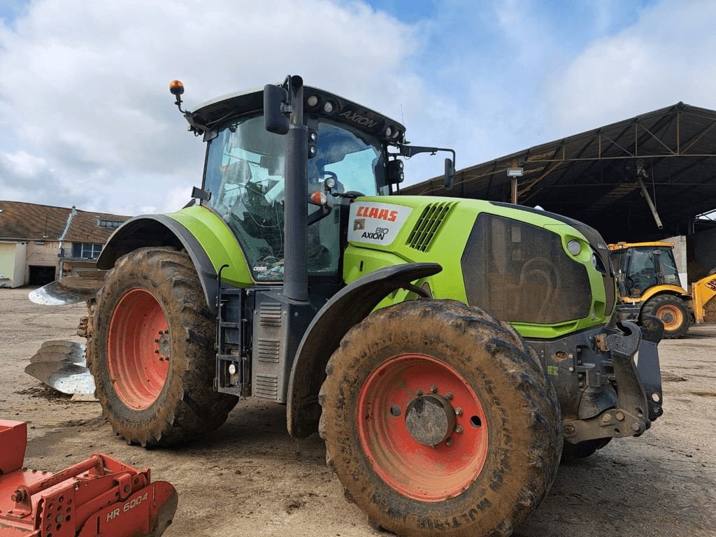 Traktor des Typs CLAAS AXION 810, Gebrauchtmaschine in Vogelsheim (Bild 1)