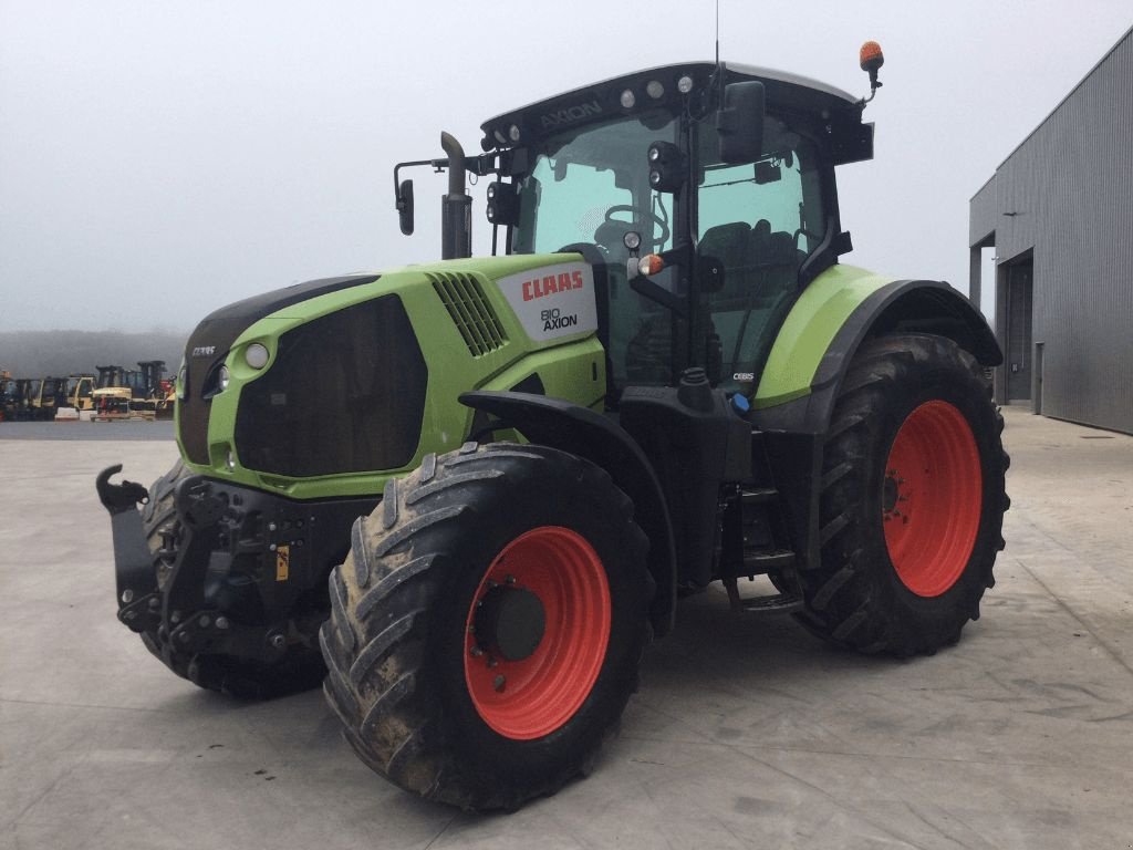 Traktor des Typs CLAAS AXION 810, Gebrauchtmaschine in Vogelsheim (Bild 5)