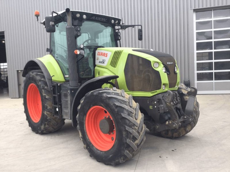 Traktor van het type CLAAS AXION 810, Gebrauchtmaschine in Vogelsheim (Foto 1)