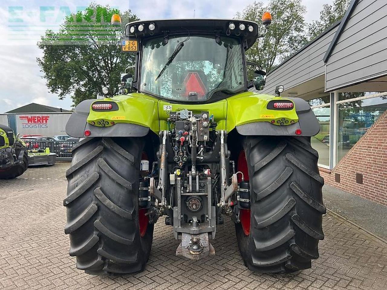 Traktor типа CLAAS axion 810, Gebrauchtmaschine в ag BROEKLAND (Фотография 4)