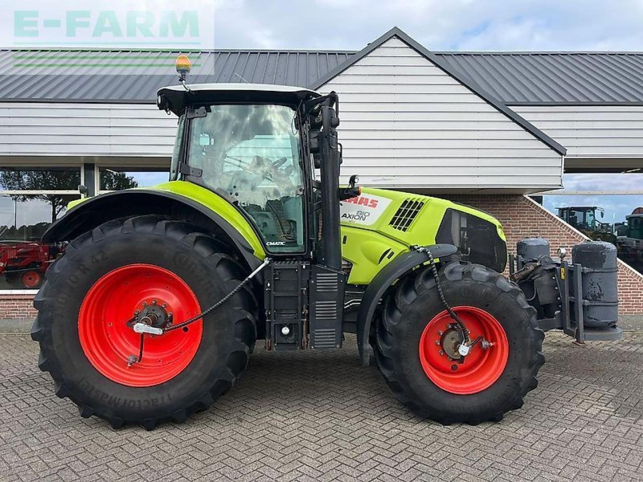 Traktor типа CLAAS axion 810, Gebrauchtmaschine в ag BROEKLAND (Фотография 8)