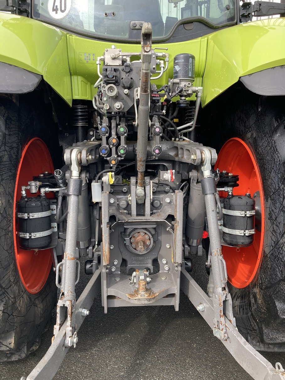 Traktor tipa CLAAS AXION 810, Gebrauchtmaschine u TREMEUR (Slika 8)