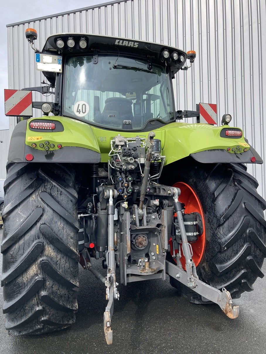 Traktor des Typs CLAAS AXION 810, Gebrauchtmaschine in TREMEUR (Bild 7)