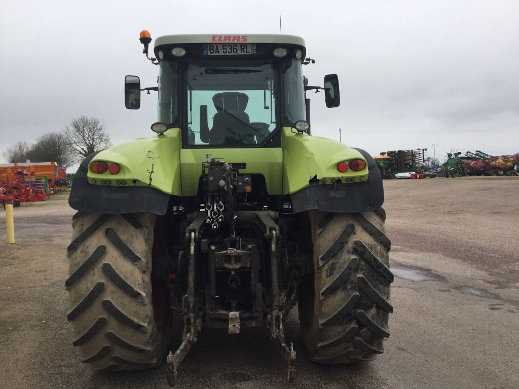 Traktor typu CLAAS AXION 820 CEBIS, Gebrauchtmaschine w LISIEUX (Zdjęcie 4)