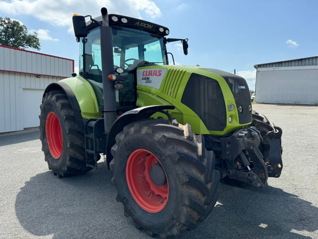 Traktor του τύπου CLAAS AXION 820 CEBIS, Gebrauchtmaschine σε GUERET (Φωτογραφία 2)