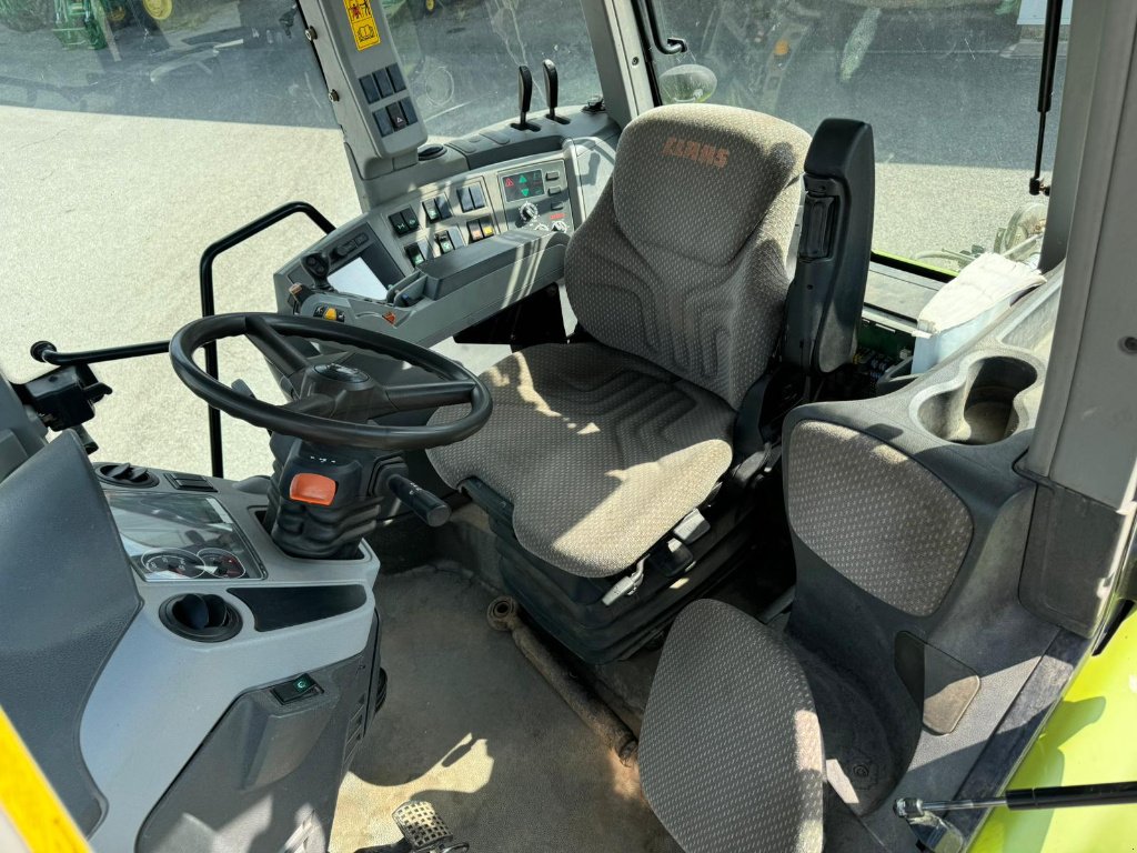 Traktor του τύπου CLAAS AXION 820 CEBIS, Gebrauchtmaschine σε GUERET (Φωτογραφία 8)