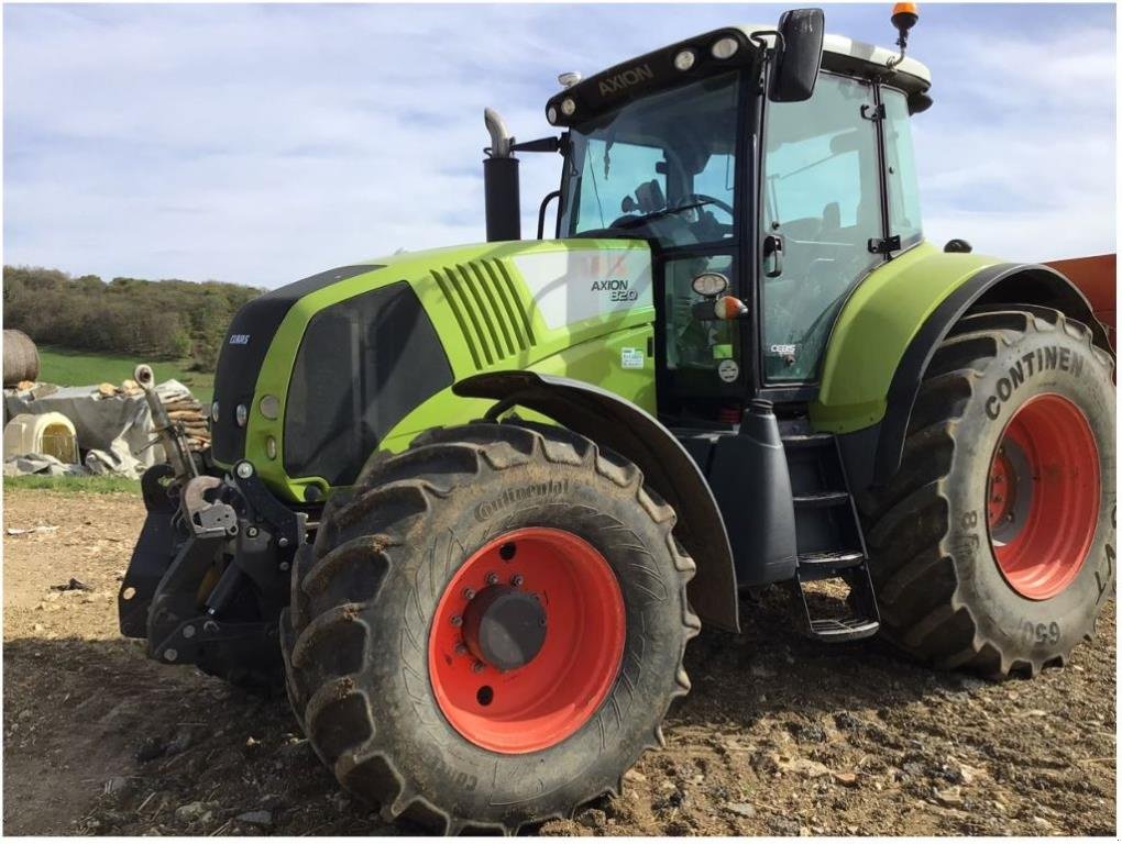 Traktor типа CLAAS AXION 820 CEBIS, Gebrauchtmaschine в BOULOGNE SUR GESSE (Фотография 1)