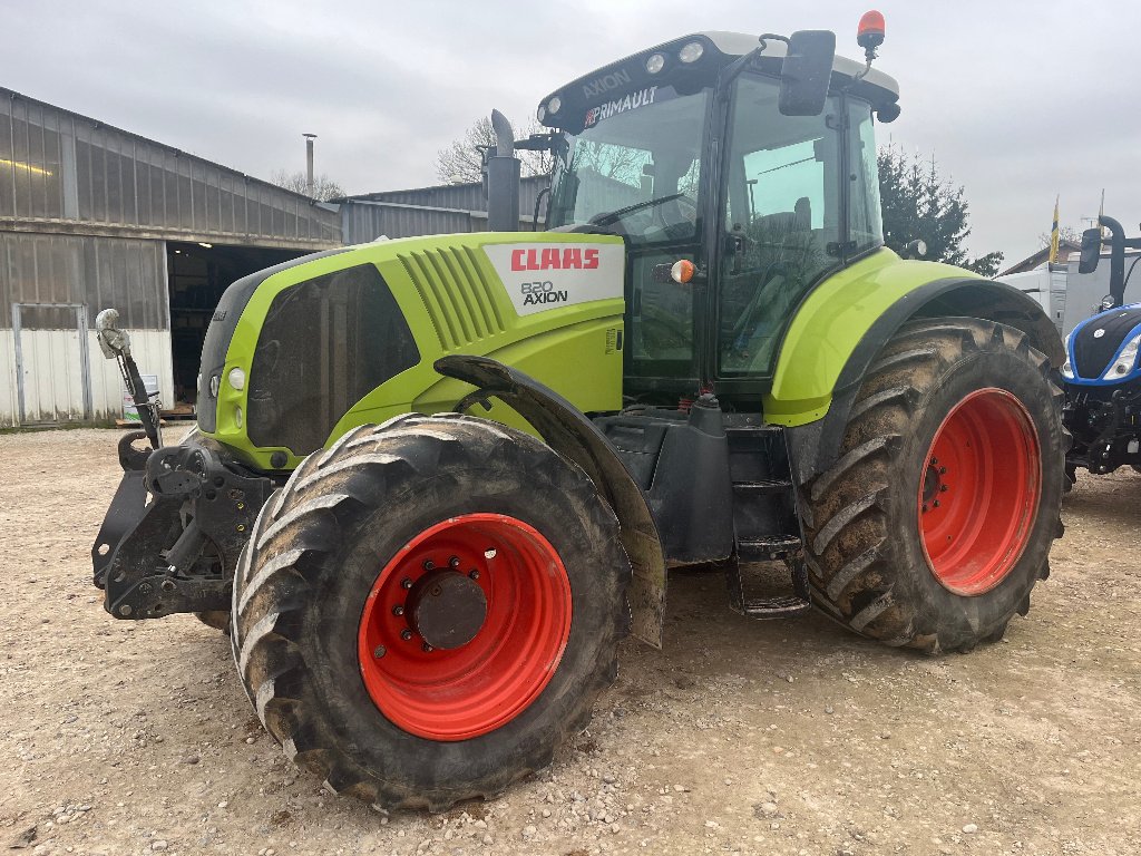 Traktor Türe ait CLAAS AXION 820 CIS, Gebrauchtmaschine içinde VERT TOULON (resim 1)